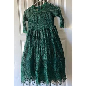 Trish Scully Child size 12 Beautiful Green Lace Dress